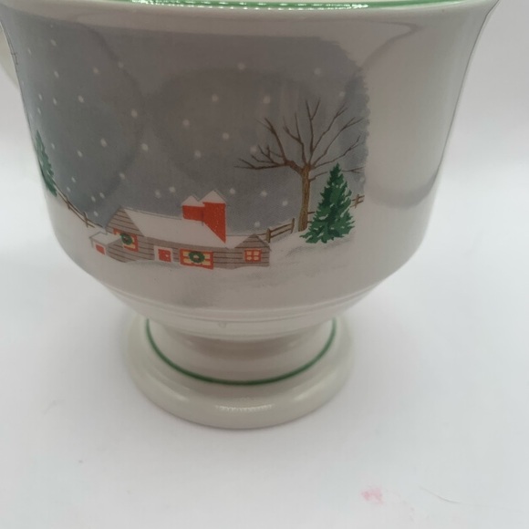 Sango Tea Cup VintageSilentNight
Green TrimLine Sledding,Skating Winter Scenes - Picture 5 of 7